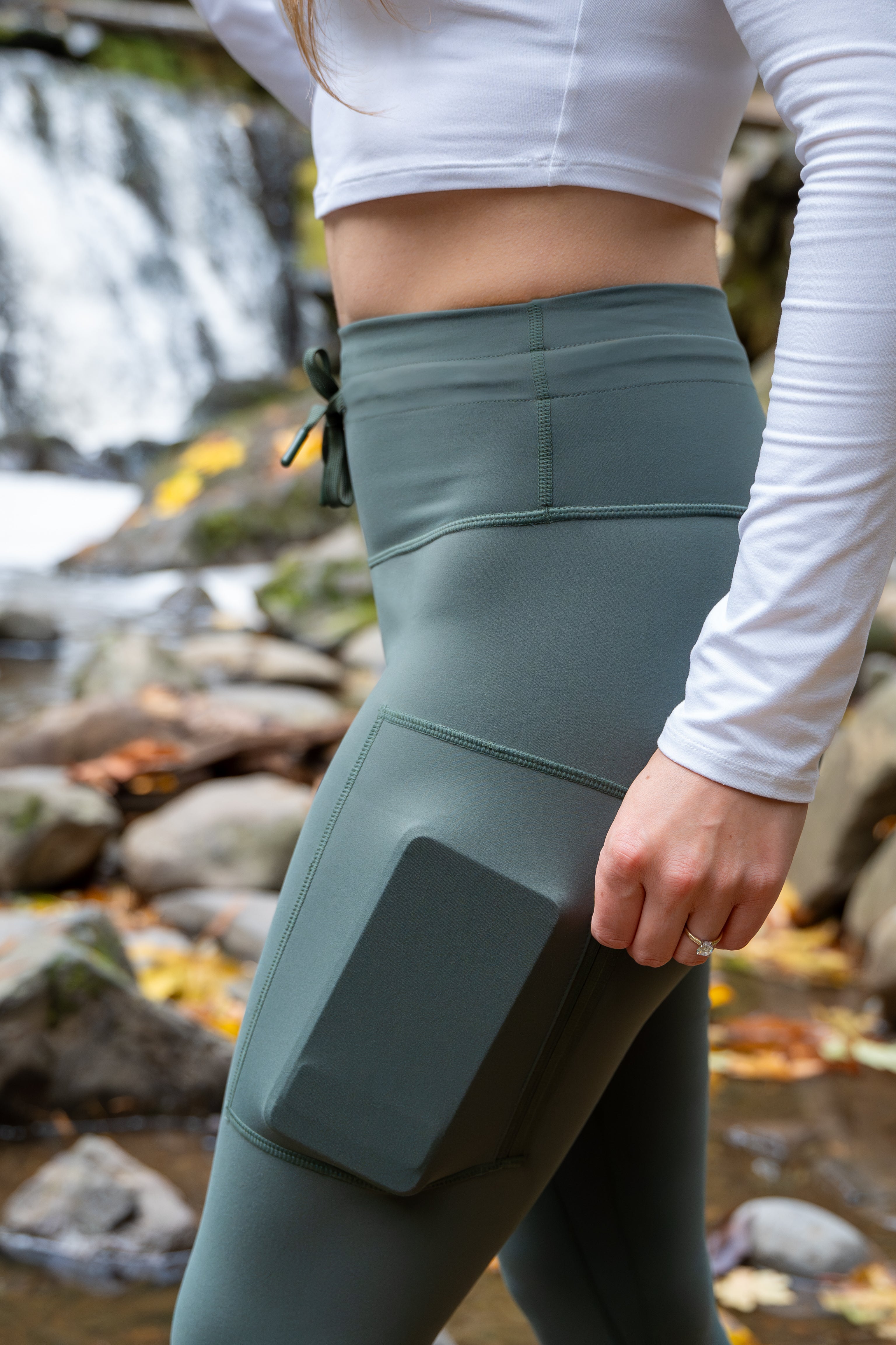 Nomad Legging